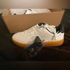 Men’s Lululemon White Leather Sneakers with Gum Sole